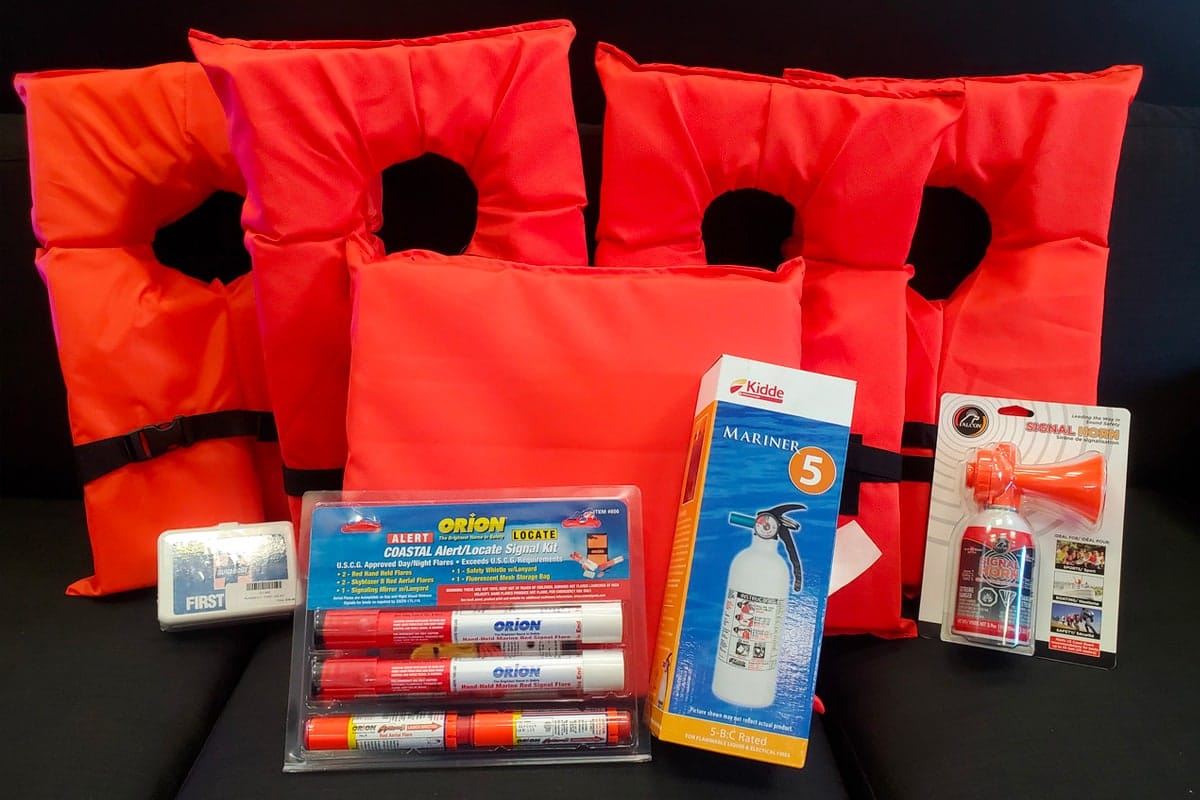 Boating Guide Essentials: Coast Guard Approved Safety Marine Kit