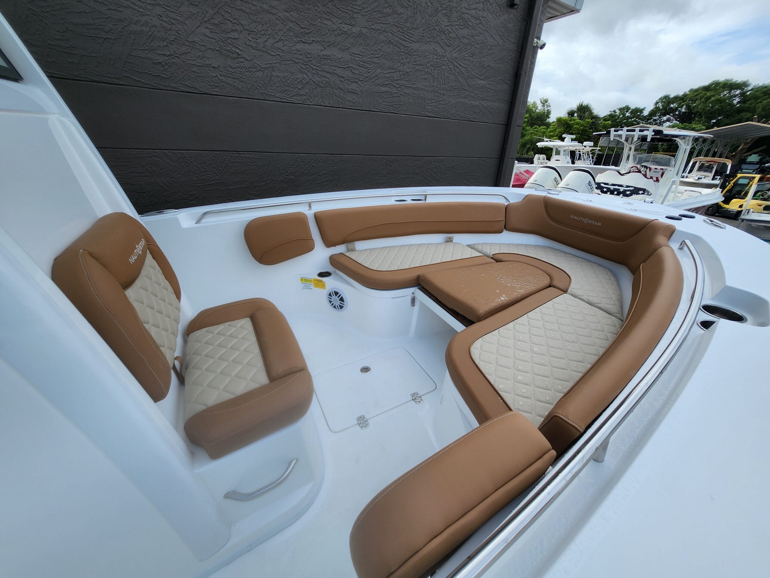 Bow Seating