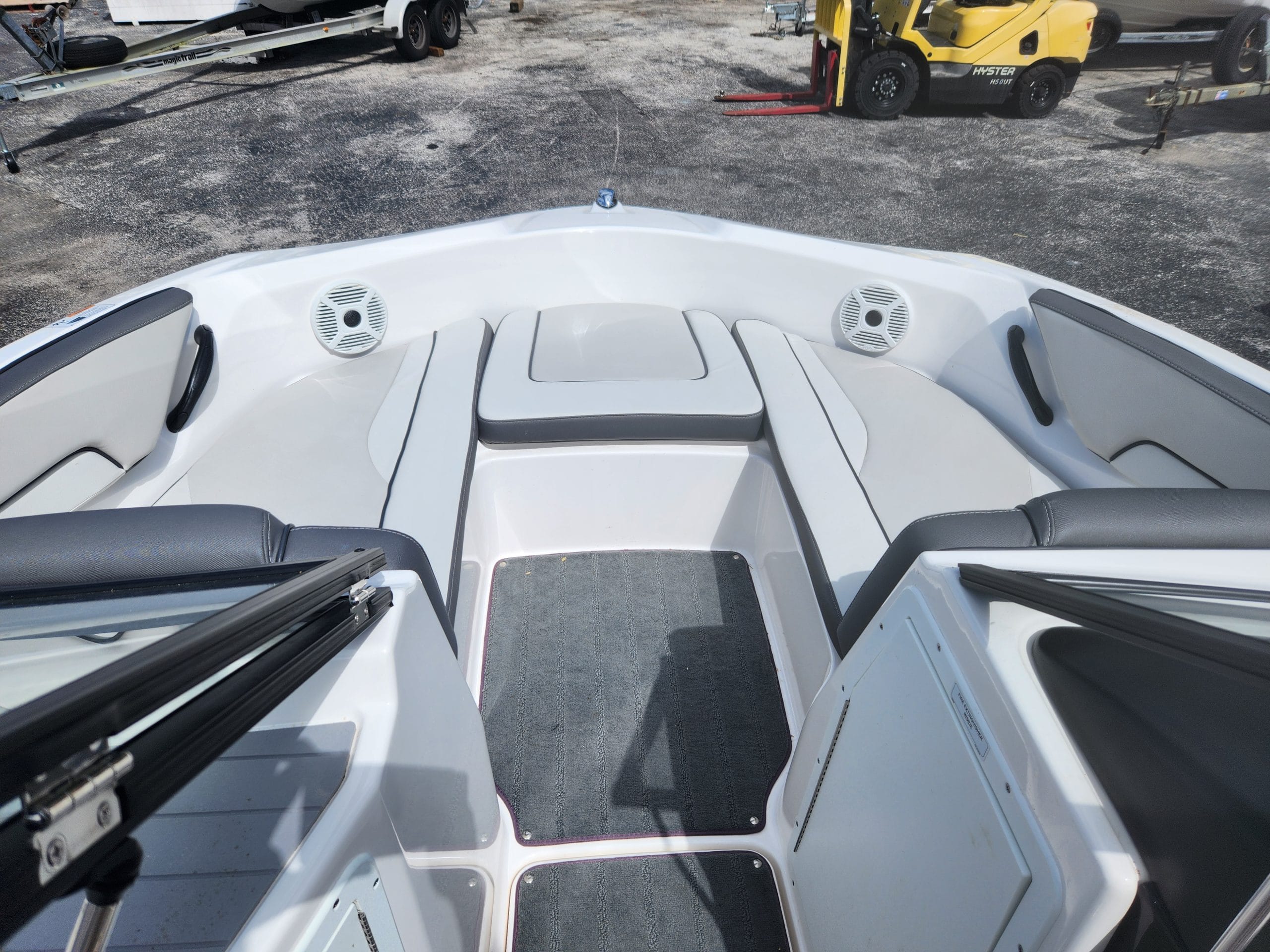 Bow Seating