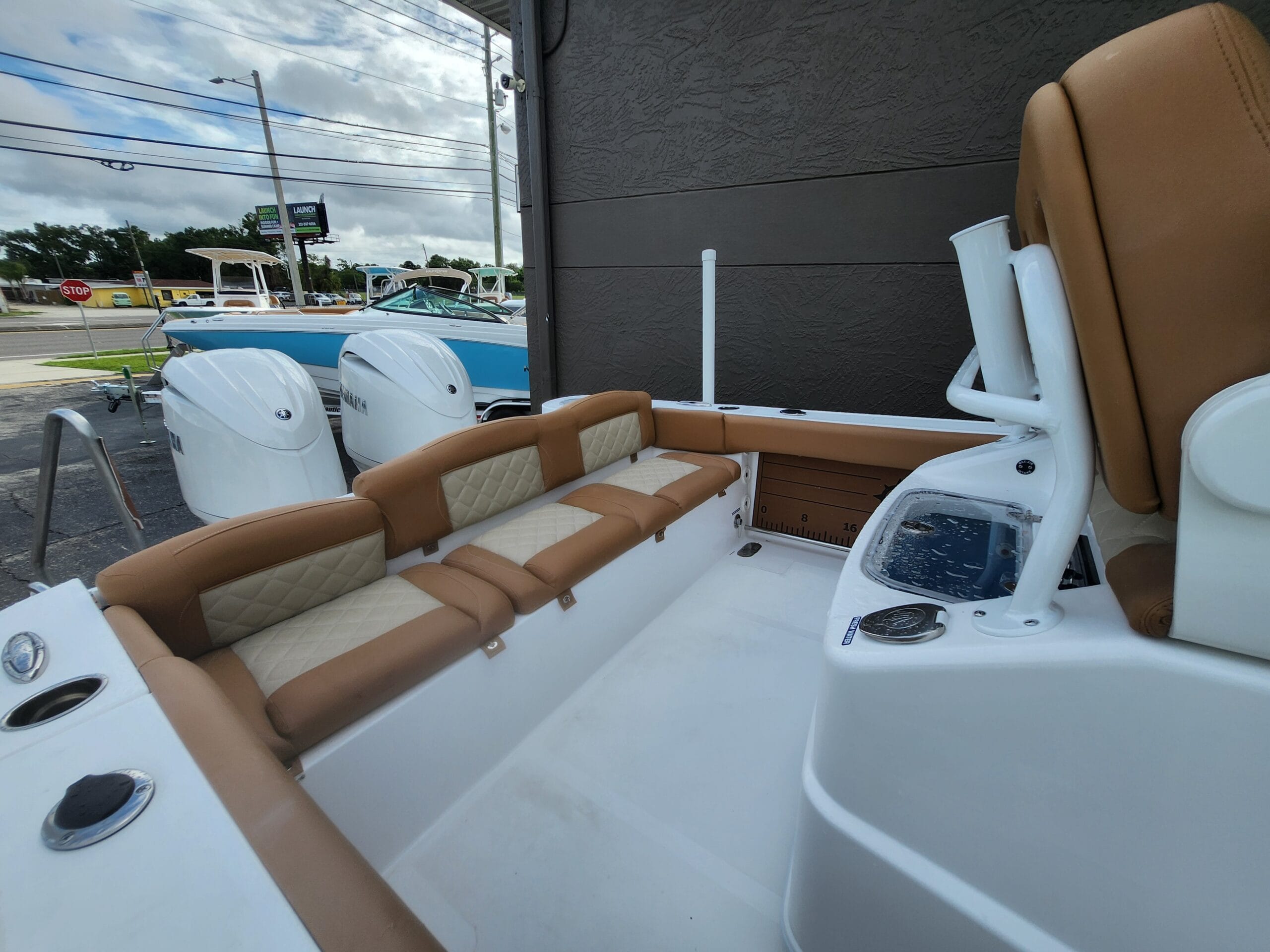Transom Seating