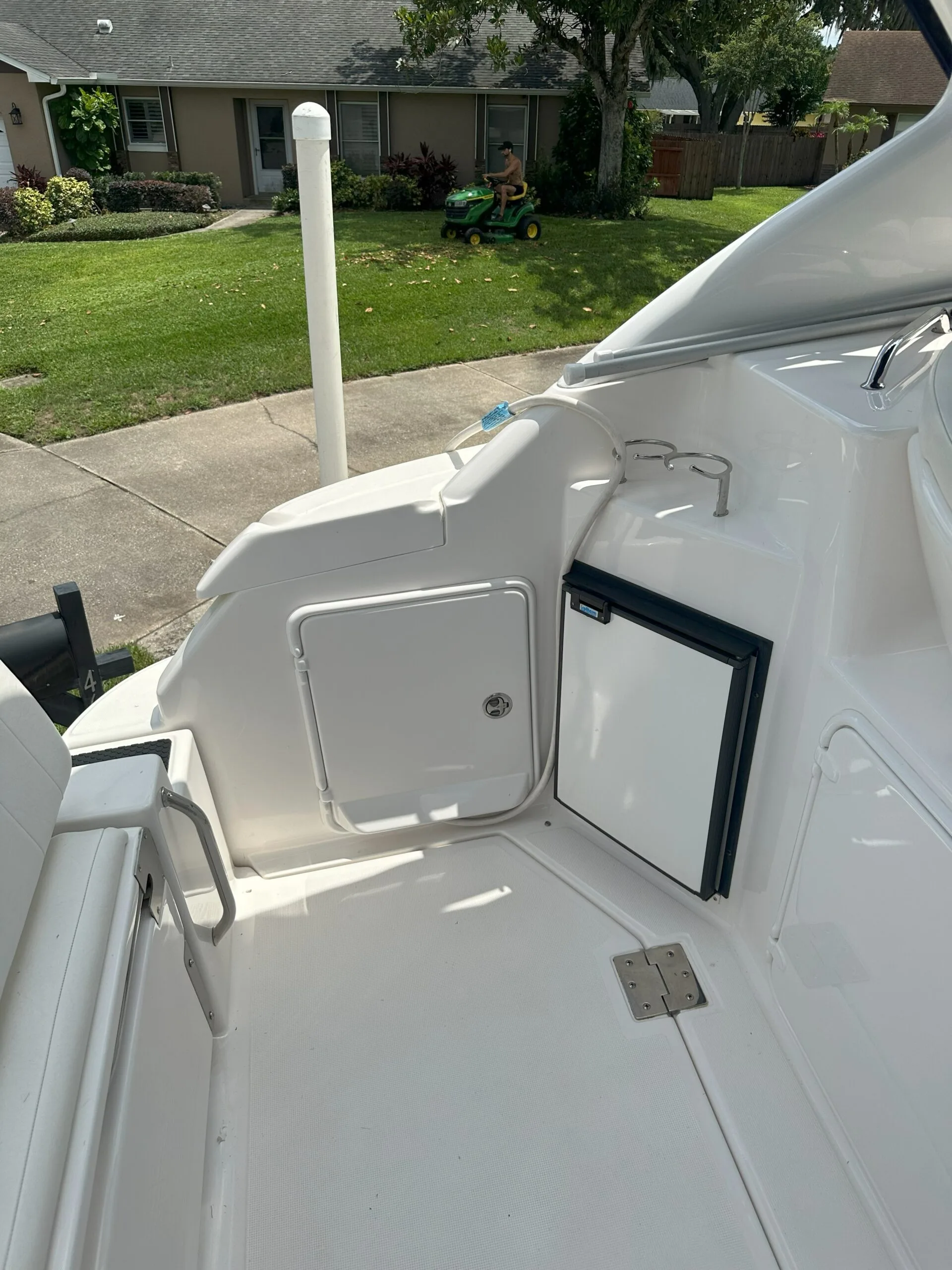 2007 Regal 3060 Window Express cuddy / cruiser for sale in Orlando, Florida — photo 5