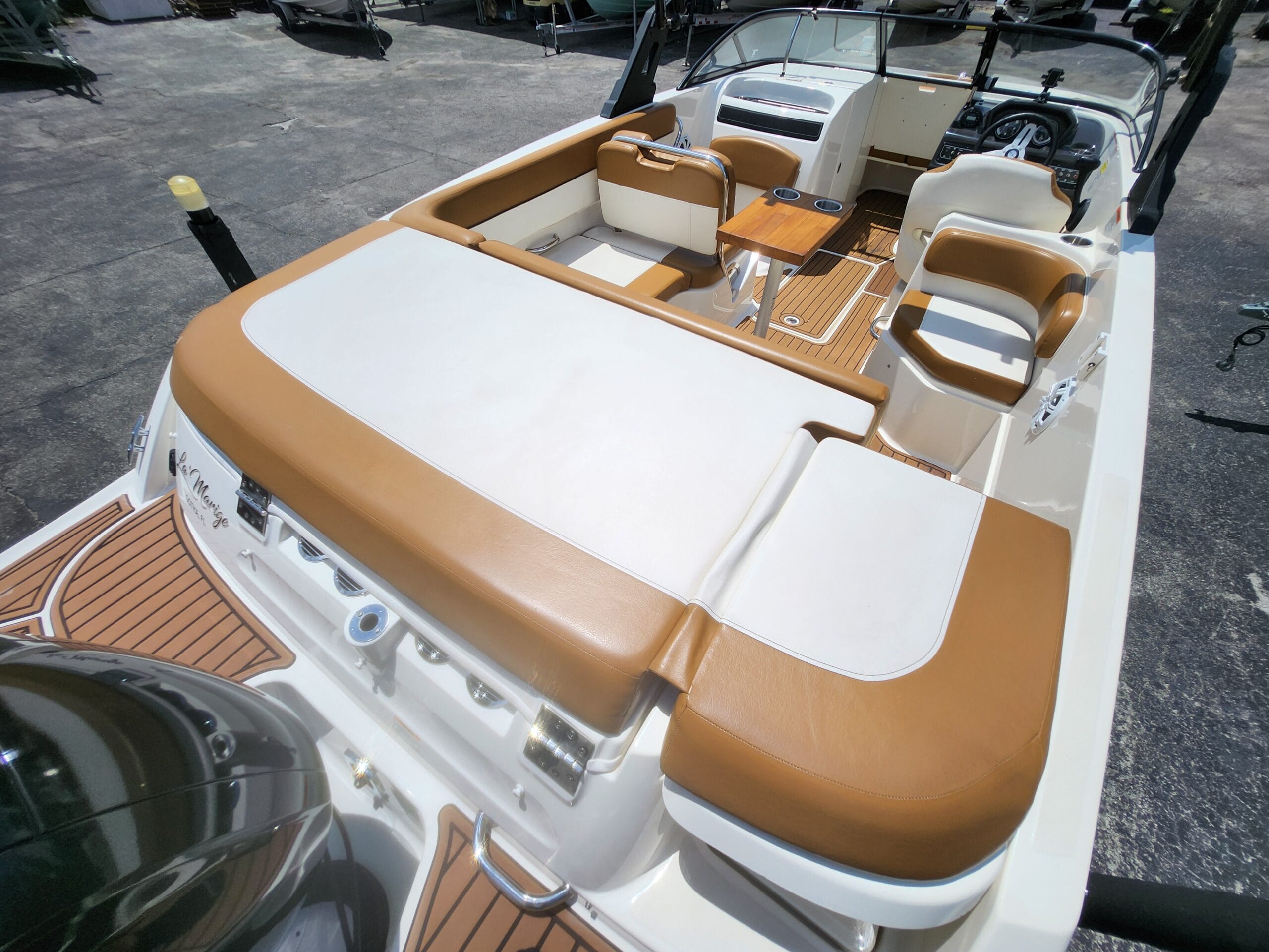 Transom Lounge