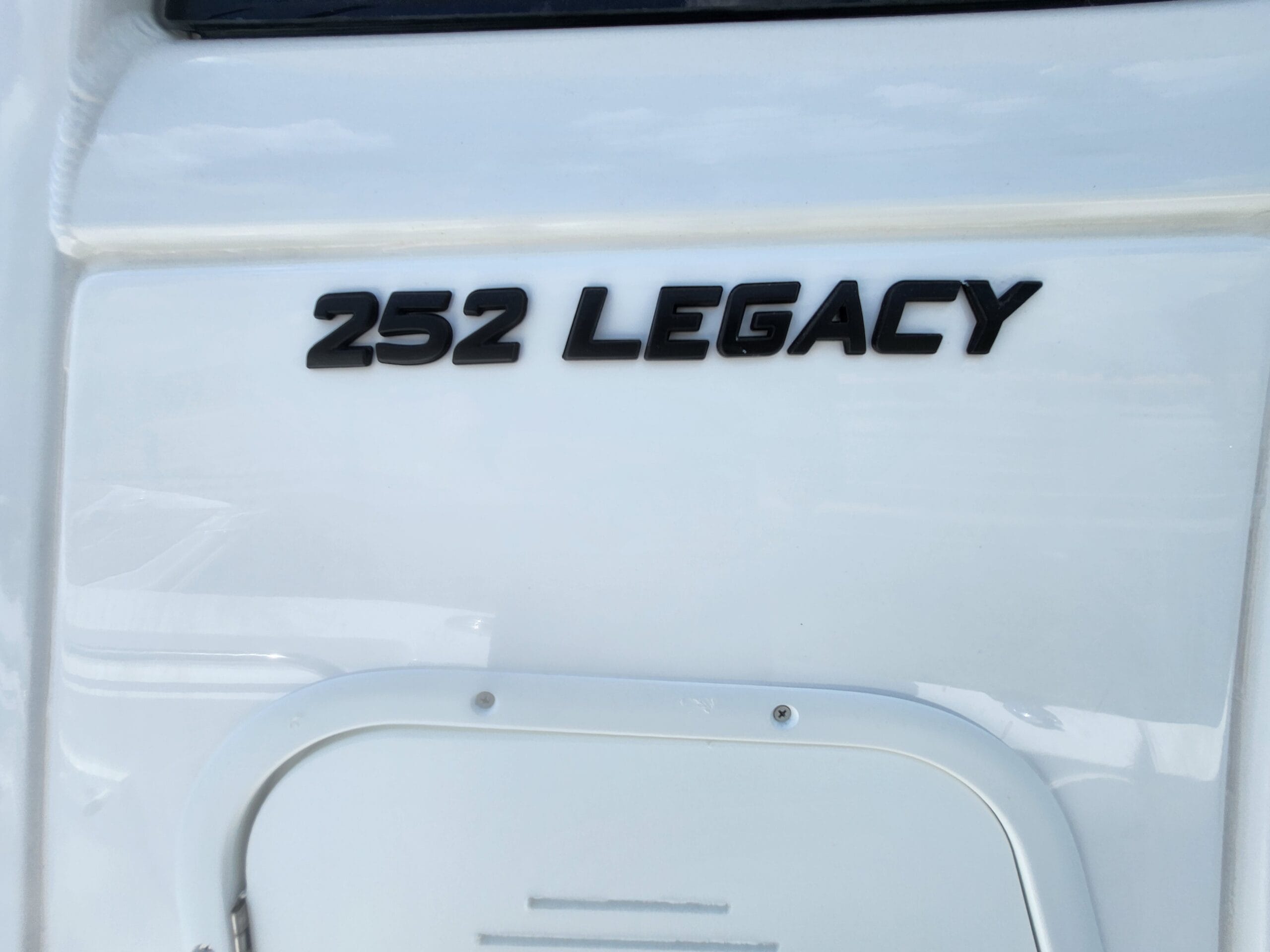 252 Legacy Logo