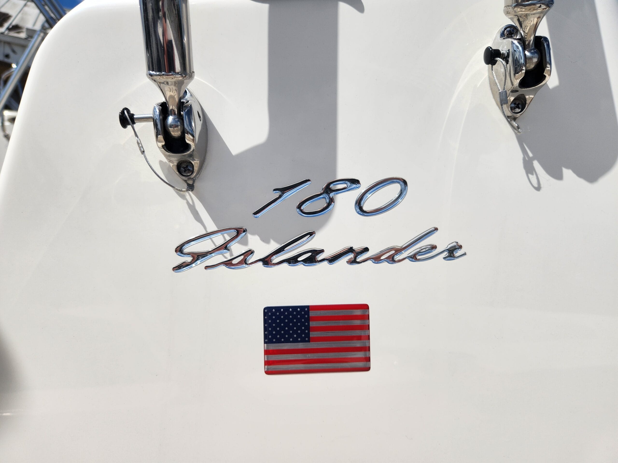 Pioneer 180 Islander