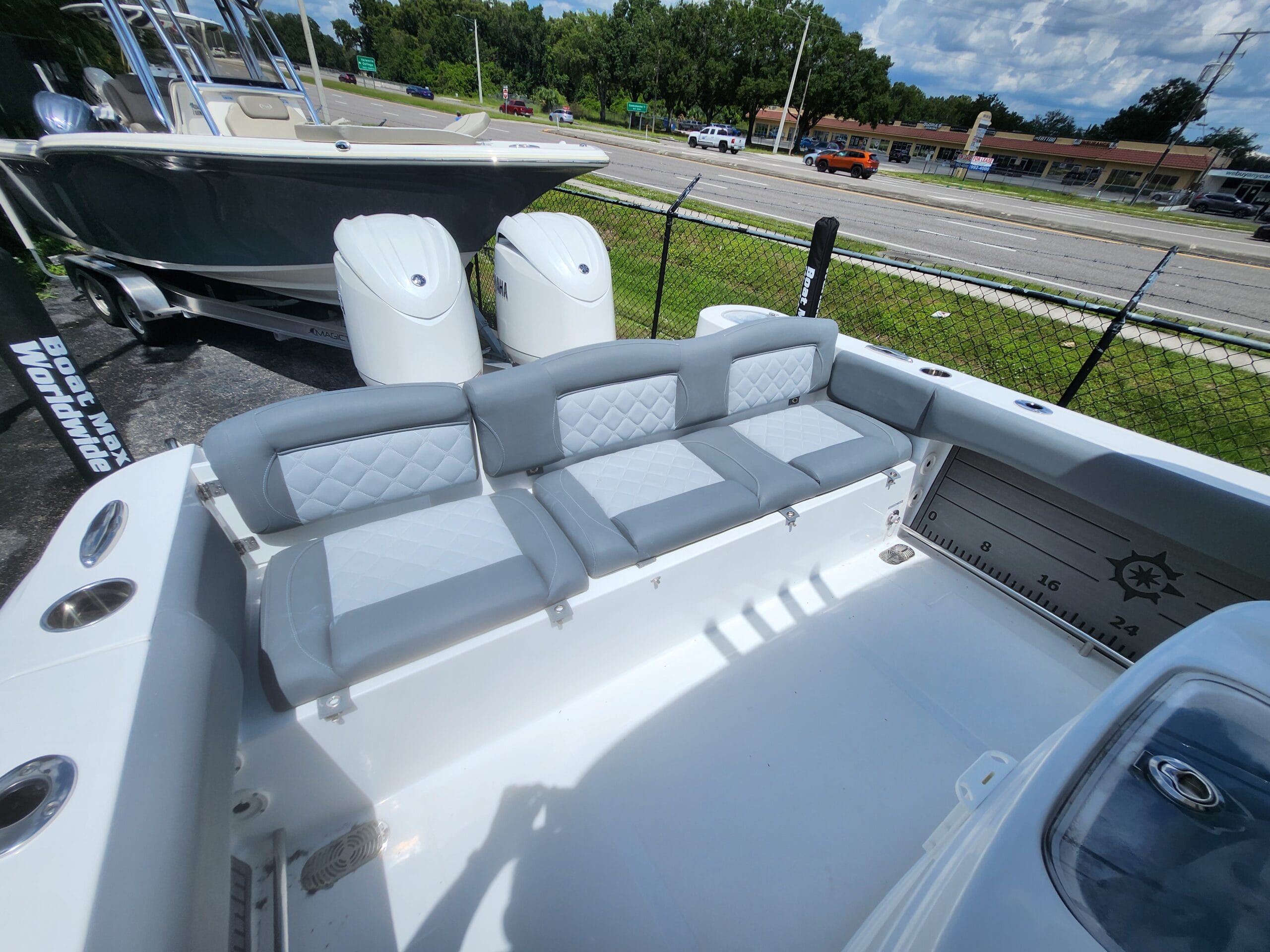 Transom Seating