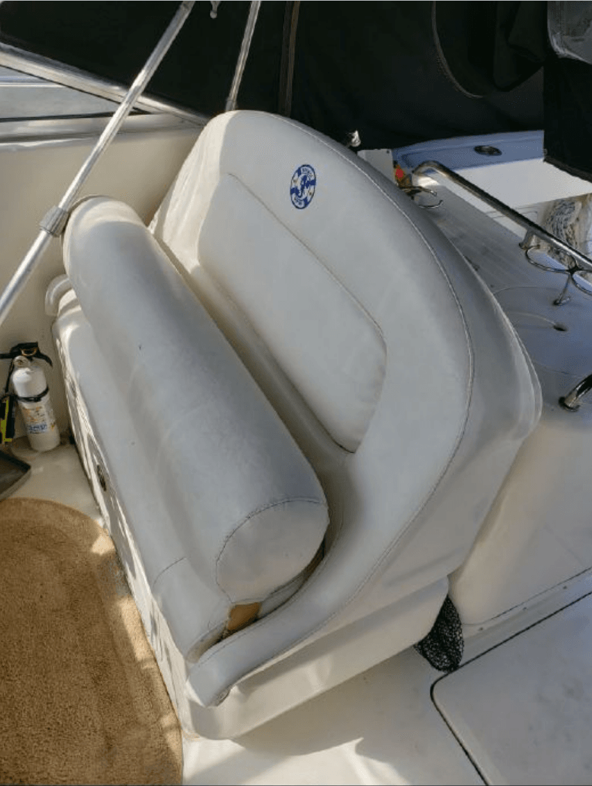 Captain Chair