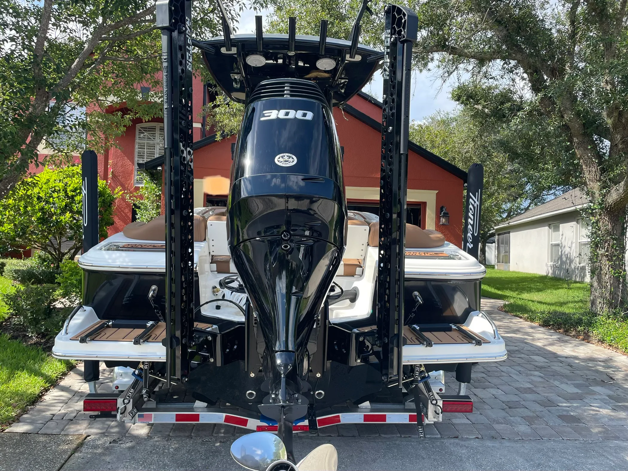 2022 Pioneer 222 Islander center console for sale in Orlando, Florida — photo 5