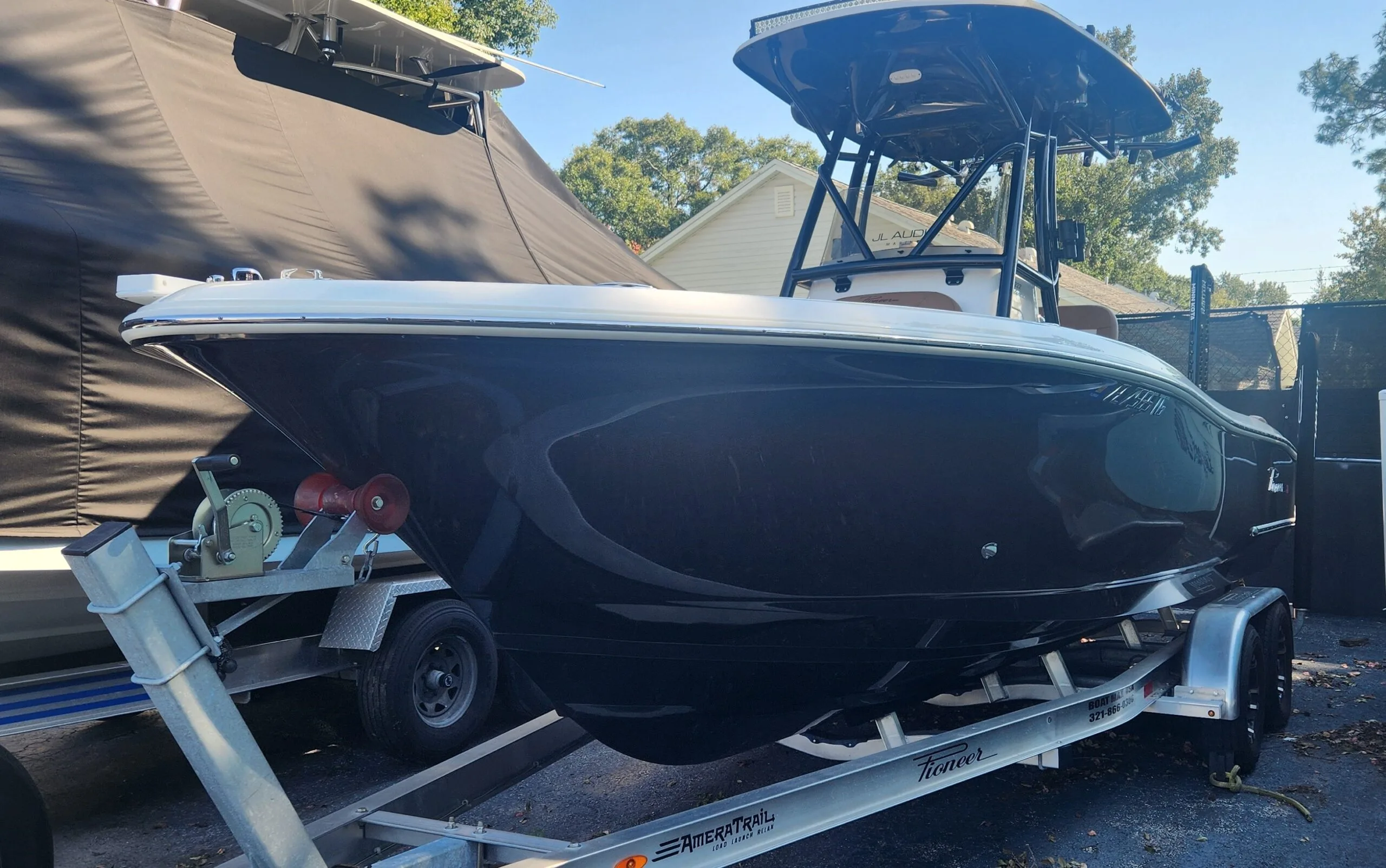 2022 Pioneer 222 Islander center console for sale in Orlando, Florida — photo 3