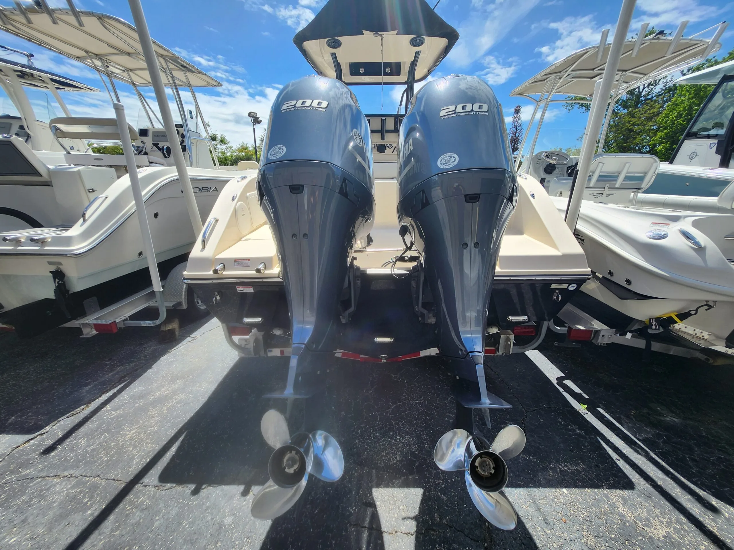 2014 Cobia Boats 256 center console for sale in Orlando, Florida — photo 3