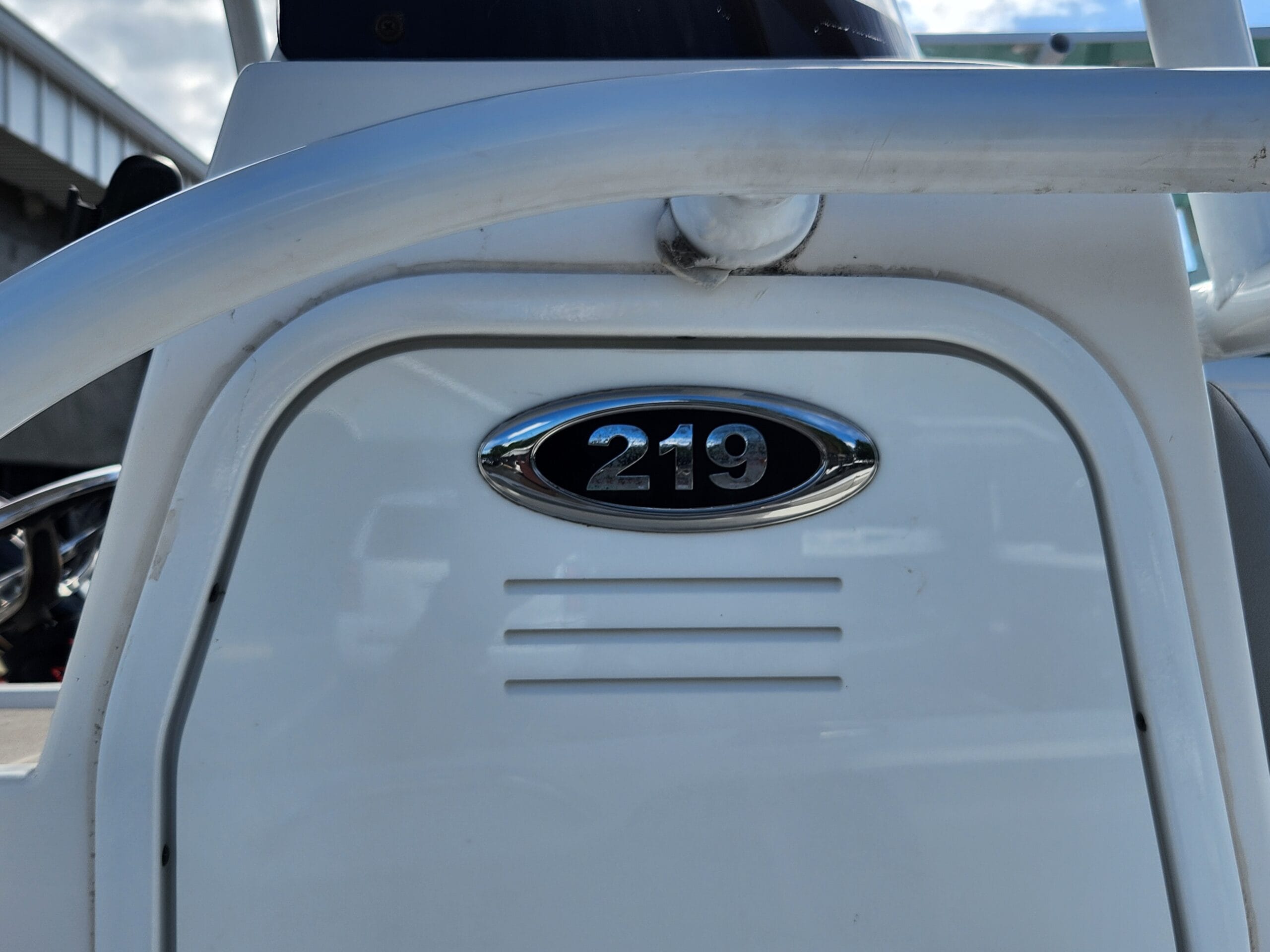 219 Cc Logo