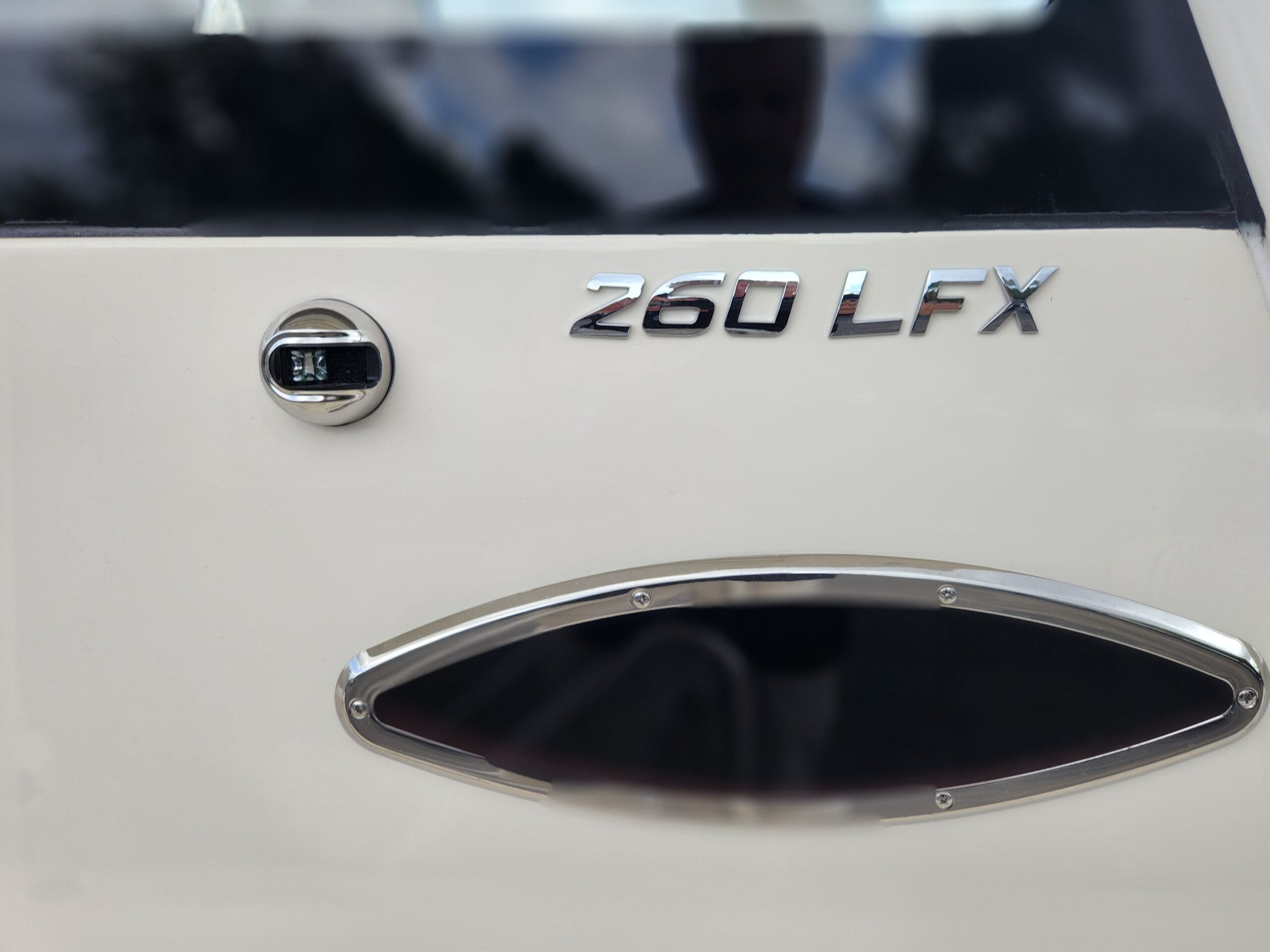 260 Lfx Logo