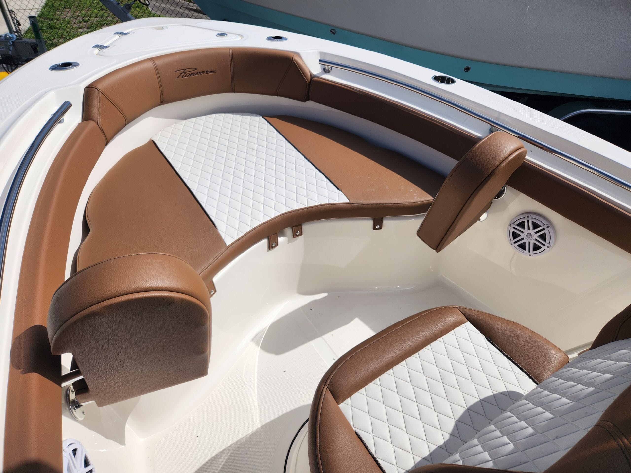 Bow Seating
