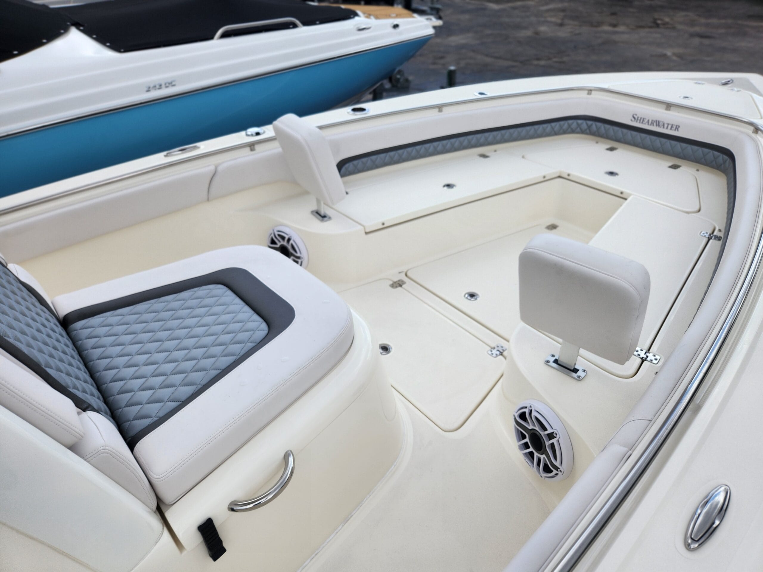 Bow Seating