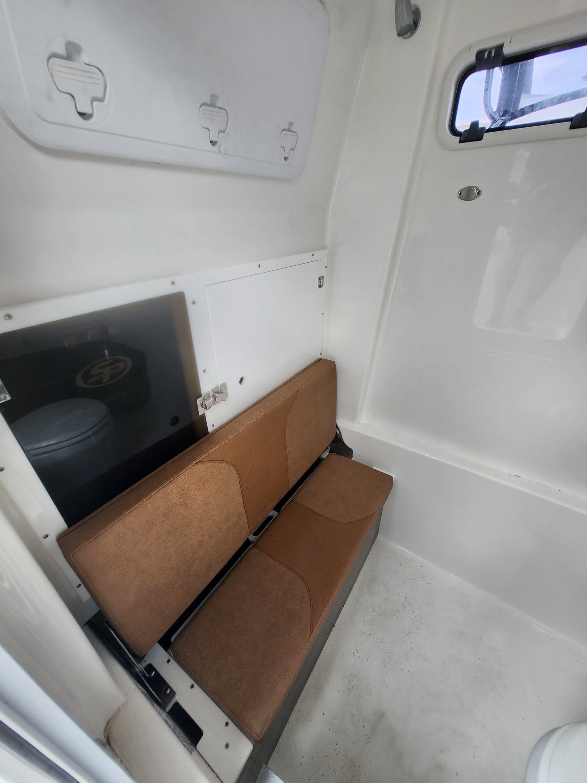 Head Seating