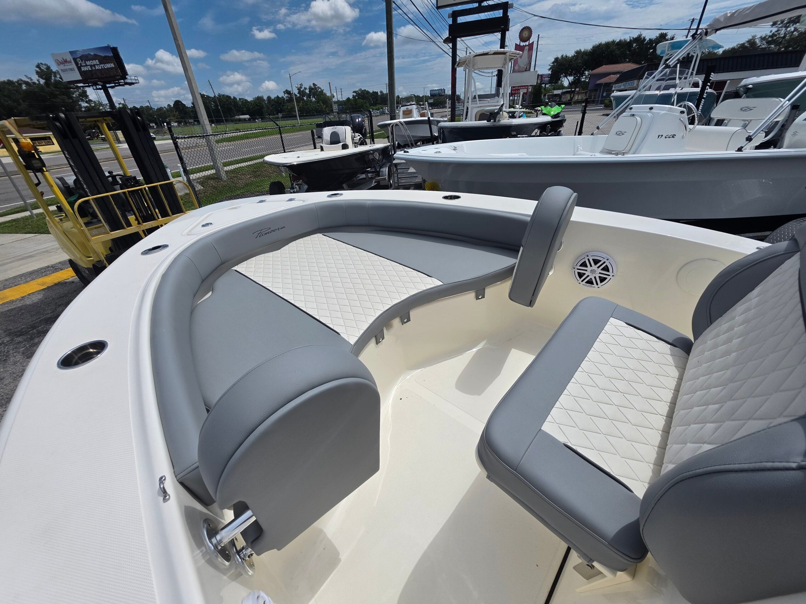 Bow Seating