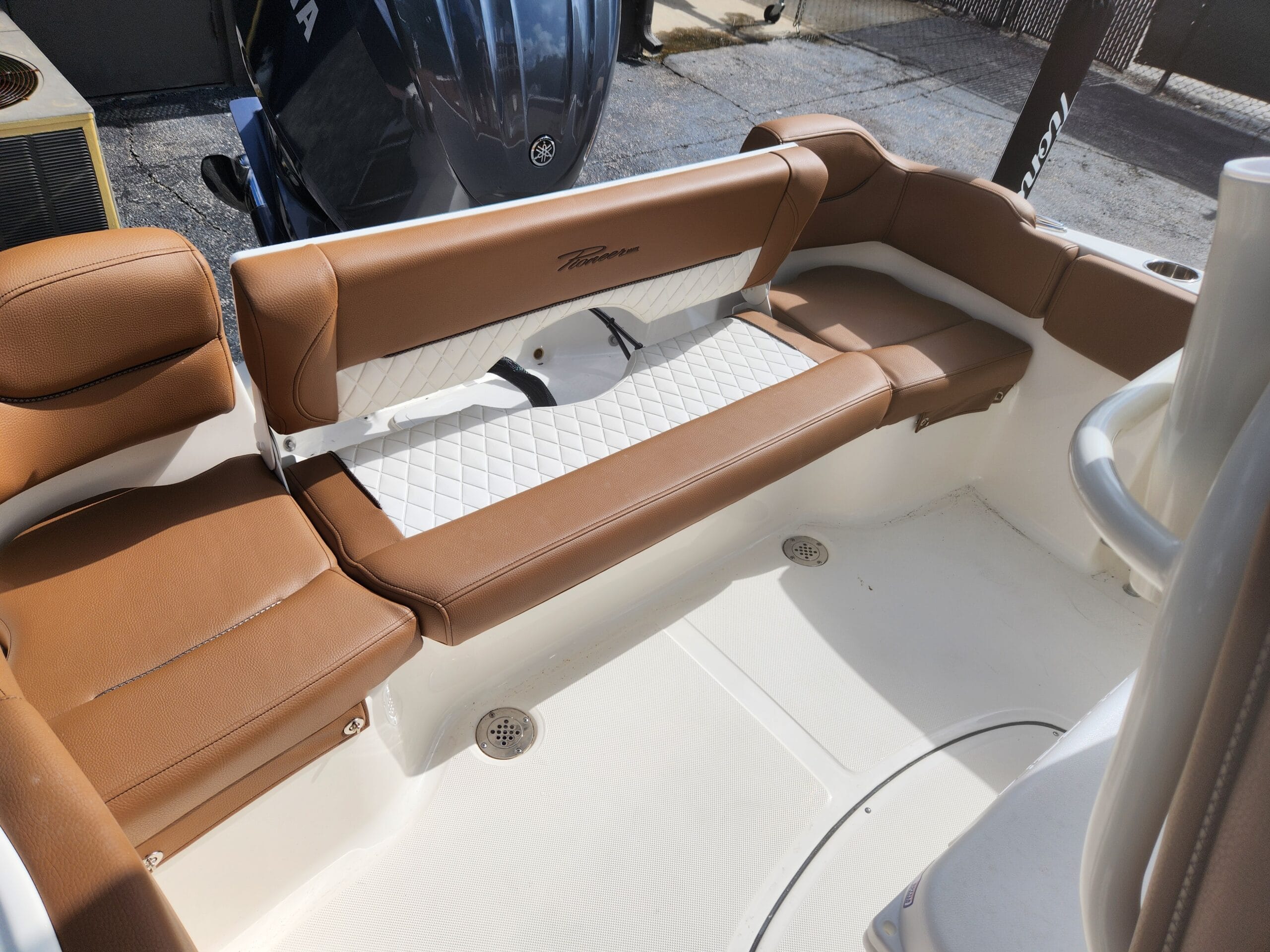 Aft Seating 1